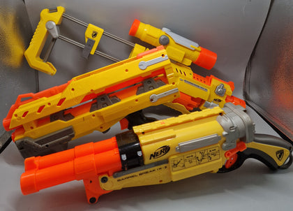 Nerf Guns Yellow Set x6 Guns And Bits *collection only*