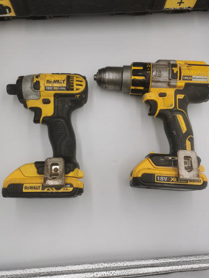 DeWalt DCK255P2 Brushless Twin Pack 18V 3 x 5.0Ah Li-Ion 1 charger
