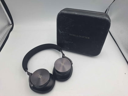 Bang & Olufsen Beoplay H95 Wireless Over-Ear Headphones – Adaptive ANC – Black