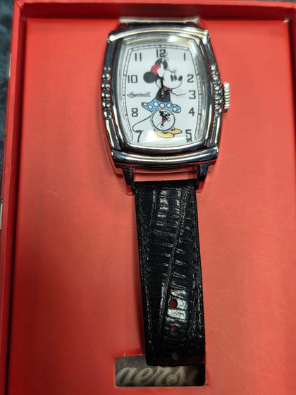 MICKEY MOUSE WRIST WATCH