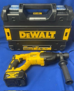 Dewalt DCH033 SDS Hammer Drill.