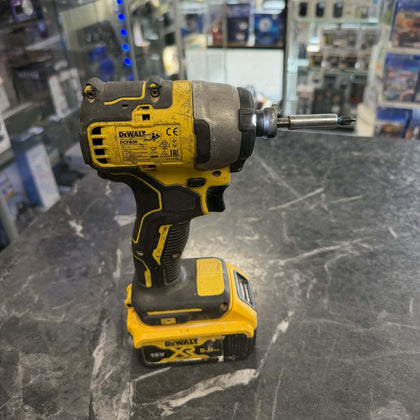 DeWalt DCF809 18v XR Brushless Impact Driver + 5.0Ah Battery - No Charger