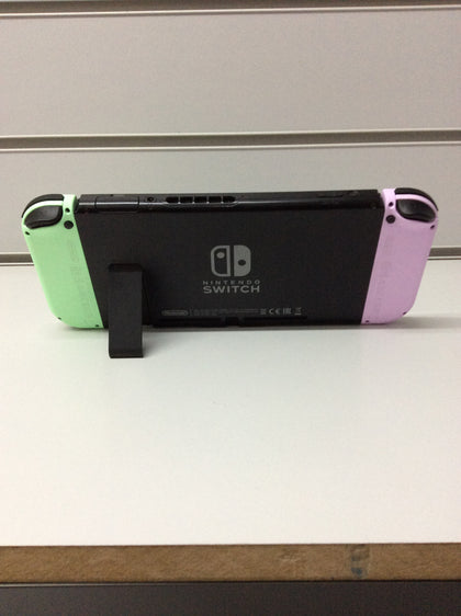 Nintendo Switch Original Pastel Green/Pastel Purple - 32GB Storage