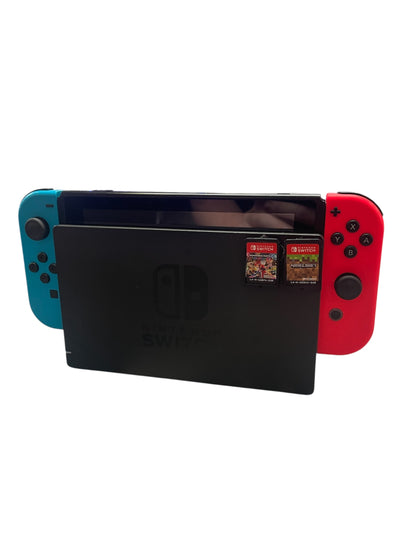 NINTENDO SWITCH - DOCK & CHARGER - MINECRAFT & MARIOKART 8 DELUXE