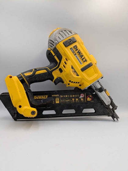 DeWalt DCN692N XR 18V Brushless Framing Nailer (Body Only)