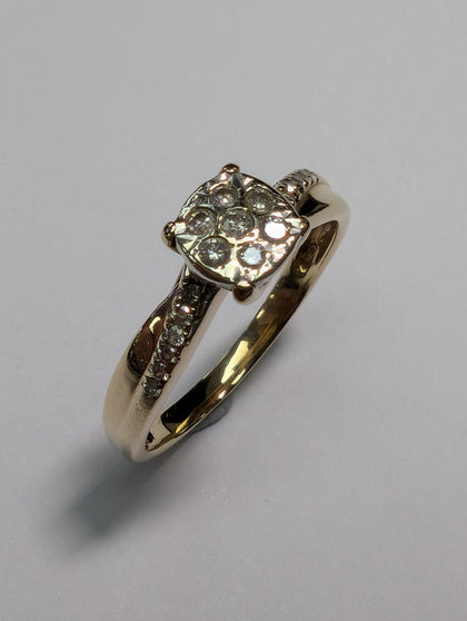 9CT GOLD DIAMOND RING SIZE N 1/2