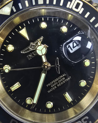 Invicta Pro Diver 26975 Men's Quartz Watch - 40mm - Near Immaculate - Boxed