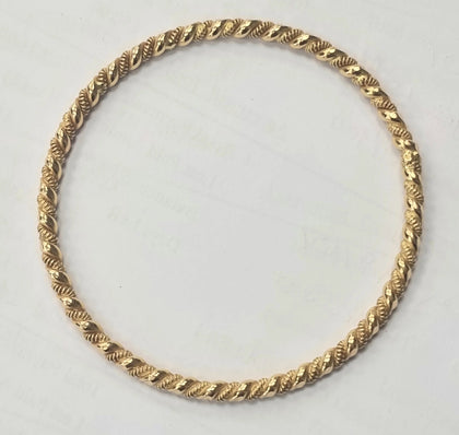 22ct Yellow Gold Bangle 6cm