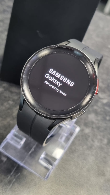 Samsung Galaxy watch 5 pro 45mm