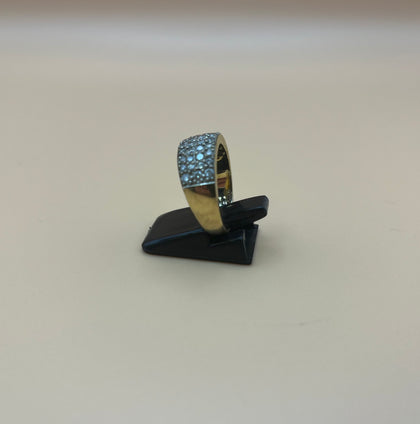 9ct gold ring with Cubic Zirconia (N)