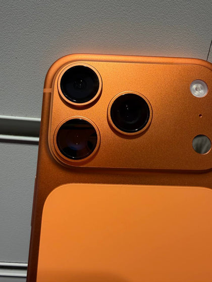 iPhone 17 Pro (A3523) 256GB Cosmic Orange, Unlocked
