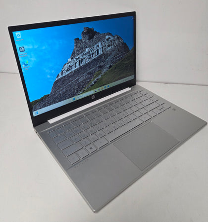 Hp Pavilion 14'' Pentium Gold processor 7505 2ghz, 4Gb Ram, 120GB SSD Model 14-dv0569sa windows 11