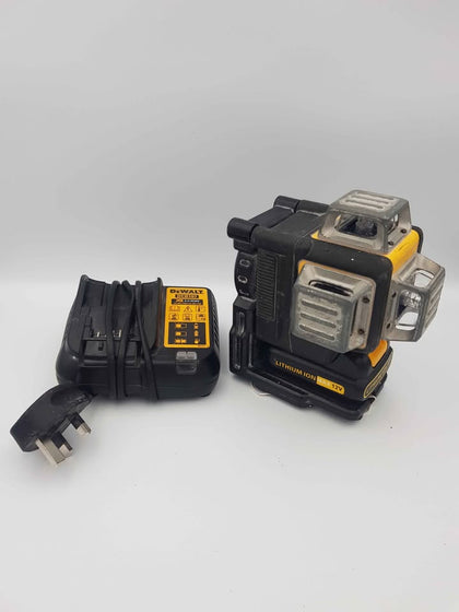 Dewalt DCE089G Cross Line Green Beam Laser 3-Way Self Levelling Battery & Charger