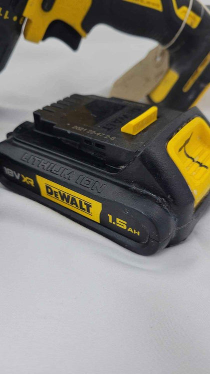 DeWALT 18V XR Cordless Combi Brushless Hammer Drill - With 1.5ah Battery & Charger