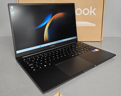 **Black Friday Deal** SAMSUNG Galaxy Book3 15.6