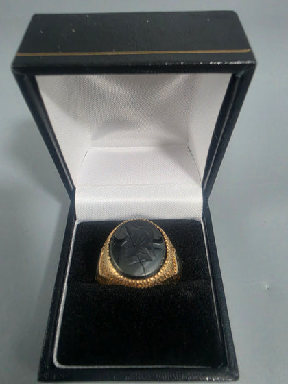 9ct GOLD RING 375 6.4G Size Y (cracked plate) please see pictures