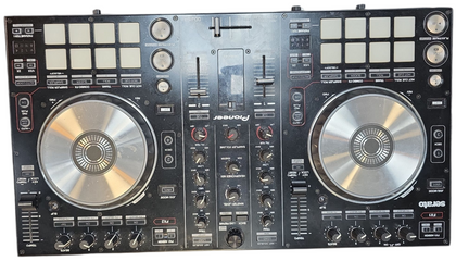 Pioneer DDJ-SR DJ Controller