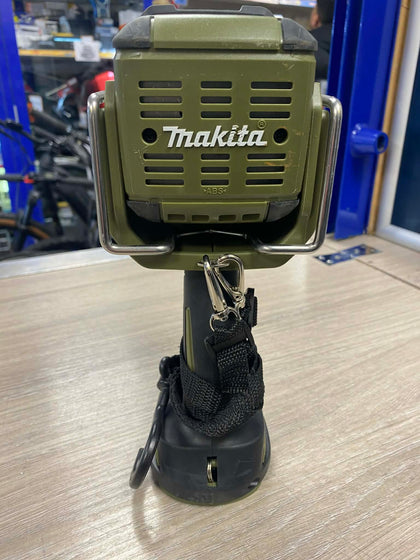 Makita dml812 LXT 18V LED Flashlight