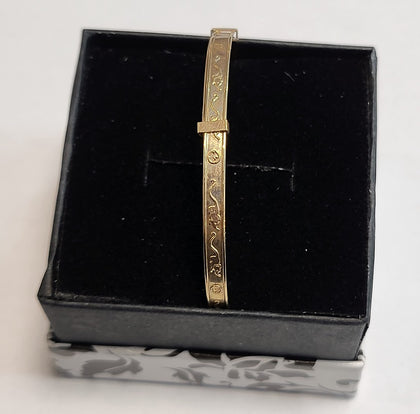 Beautiful 9ct Yellow Gold Baby Bangle - Mouse Pattern Design - 1.47g - Hallmarked