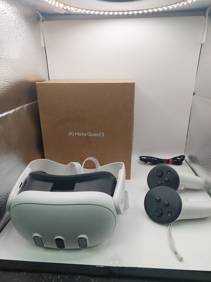 Meta Quest 3S VR Headset With Controllers 512GB Boxed with new headstrap