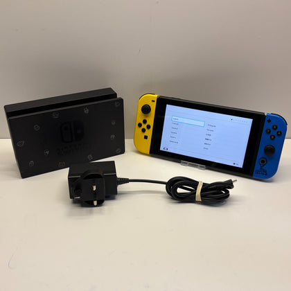 Nintendo Switch Console Fortnite Edition