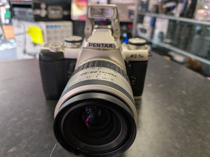 Pentax Mz-5N  35mm Camera &  28-80 Lens