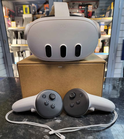 Meta Quest 3 VR Headset With Controllers - 128GB