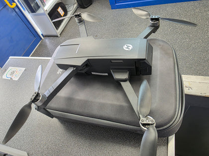 *** SALE *** Holy Stone HS720 R Drone