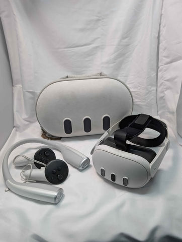 Oculus Meta Quest 3 Handheld Gaming Stand Alone Virtual Reality VR Headset - 512GB SSD - With Case