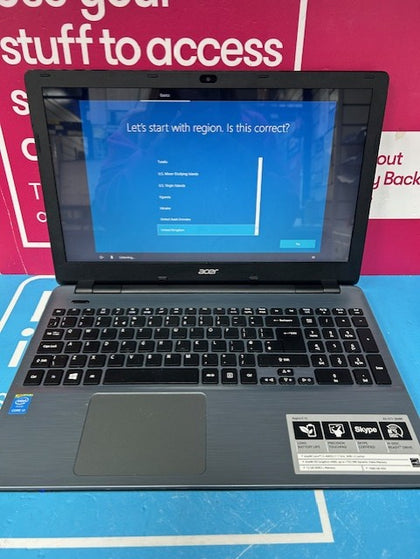 ACER ASPIRE E15 INTEL CORE I3 INTEL HD GRAPHITS 4400 12GB MEMORY 1000HDD WINDOWS 10 SILVER **UNBOXED**.