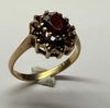 9CT YELLOW GOLD GARNET RING SIZE N