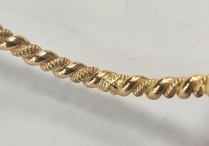 22ct Yellow Gold Bangle 6cm