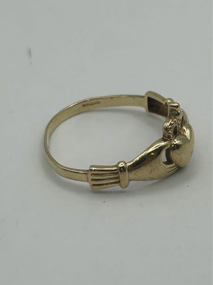 375 9CT, YELLOW GOLD, RING SIZE P - 1.4G, Boxed