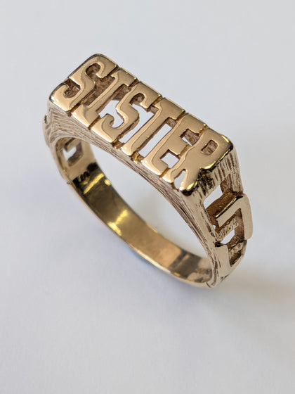 9ct Gold ( SISTER) Ring Size S