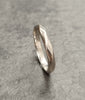 18ct White Gold Geometric Design Wedding Band Rind - Size N