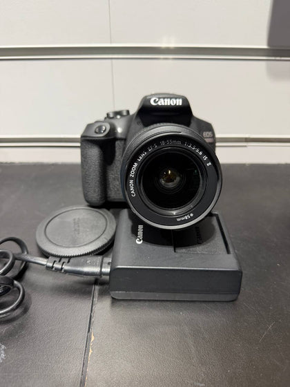 Canon EOS 2000D Black + 18-55mm IS II