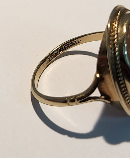 Beautiful 9ct Yellow Gold Cameo Ring - 2.80G - Size J - Hallmarked