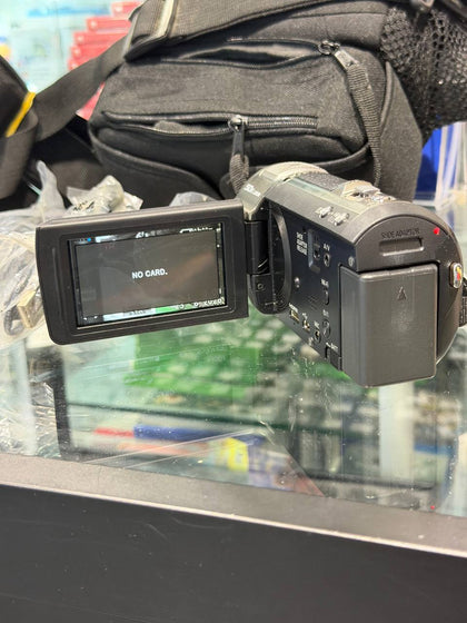 Panasonic HC-V720M Full HD Video Camera 20.4MP