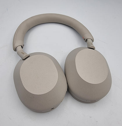 Sony WH-1000XM5 cream Wireless Noise Cancelling Headphones unboxed