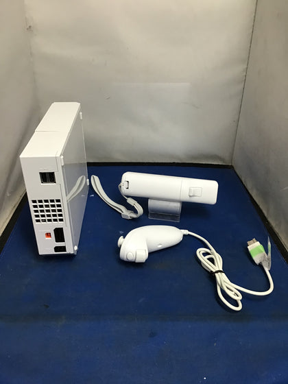 Nintendo Wii Console + Controller