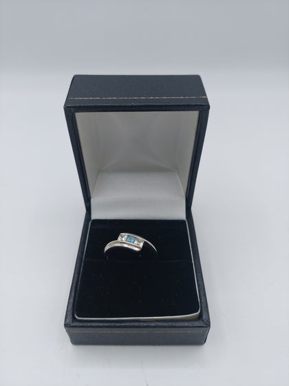 9k Gold Ring white gold 2.1G Hallmarked(375)&Tested Size M
