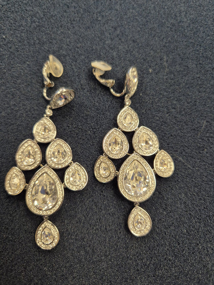 Swarovski Crystal Sensation Necklace and Clip on Earrings.