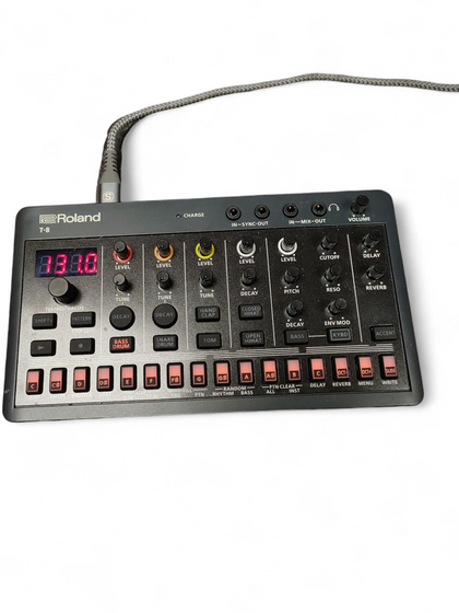 Roland Aira Compact T-8 Beat Machine **Unboxed**