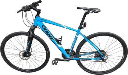 Giant Roam 2 (2016) Medium Frame Bike **Store Collection Only**