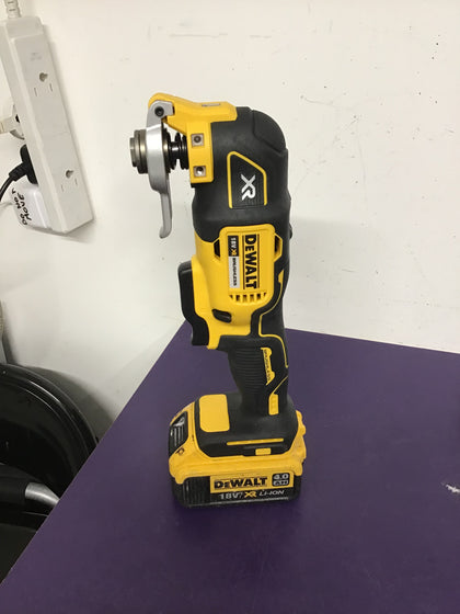 DeWalt DCS355N Multitool with 4.0AH Battery