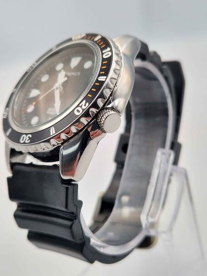 J.Springs (Seiko) Mens 200M Quartz Divers Watch With Date - Unboxed With Rubber Strap