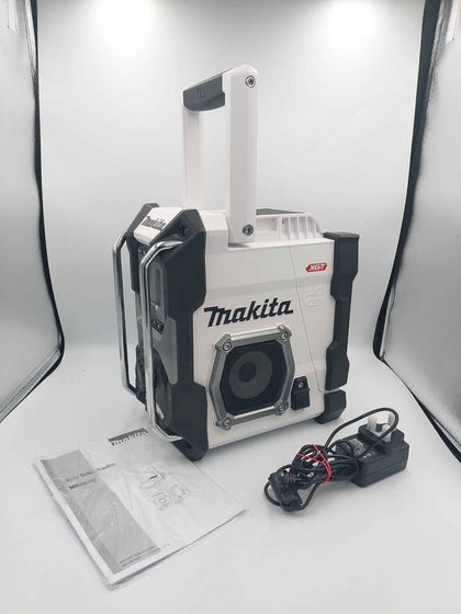 Makita MR001G, White Job-Site Radio, Unboxed- Like New
