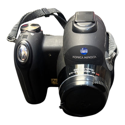 Konica Minolta Dimage Z5 Compact Digital Camera Boxed