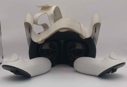 Meta Quest 3 VR Headset with Controllers 512GB Boxed