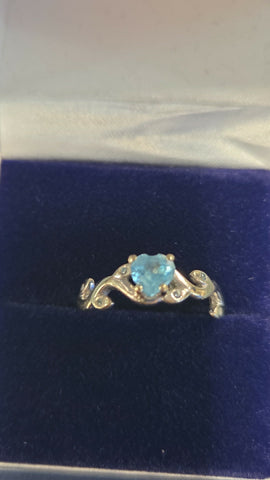 WHITE GOLD RING 9CT